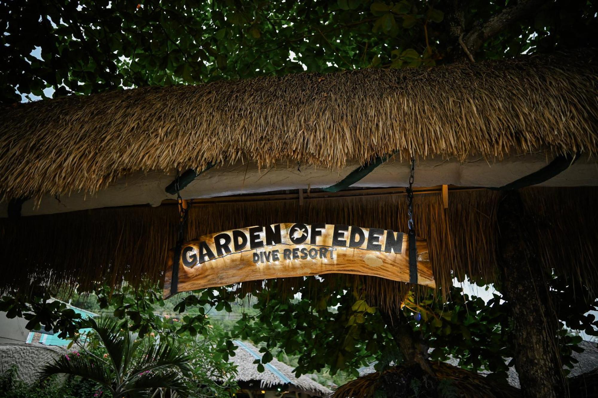 Garden Of Eden Dive Resort Puerto Galera Exteriör bild